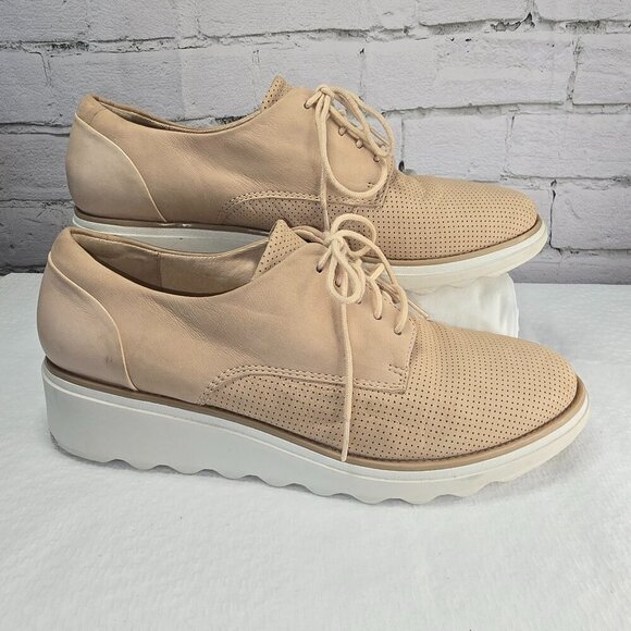 WOMENS CLARKS SHARON CRYSTAL LACE UP OXFORD SUEDE AND LEATHER WEDGE BOTTOM SIZE - Picture 1 of 7